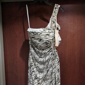 Dave & Johnny 8752 Size 6 Prom Dress